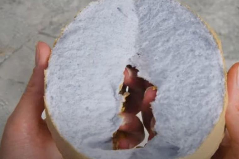 Internet odlepio za plavim hlebom od nekoliko sastojaka: Čudno izgleda, a ukus je sjajan! (VIDEO, RECEPT)