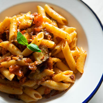 Sicilijansko jelo za kojim luduje ceo svet: Pasta alla Norma je specijalitet koji se ne zaboravlja! (RECEPT)