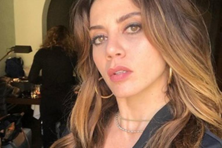 Turska glumica muža prevarila sa svekrom: Porodica pokušala da sakrije skandal od javnosti!