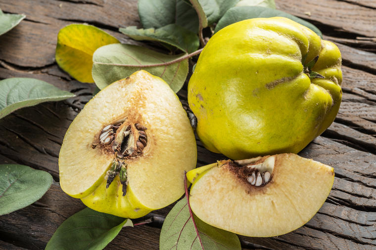 Pet jakih razloga da svaki dan pojedete ovu voćku: Poboljšava krvnu sliku, snižava holesterol, jača imuni sistem!