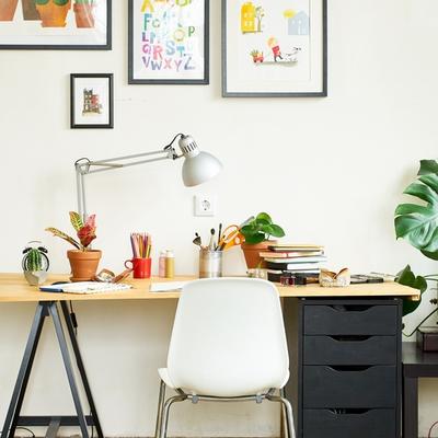 Napravite kućnu kancelariju: Neka vam prostor za rad podstiče produktivnost i kreativnost! (FOTO)