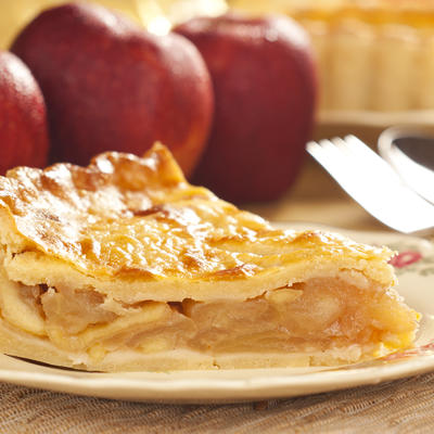 Savršena pita sa jabukama: Hrskava i ukusna, odmah nestaje sa stola! (RECEPT)