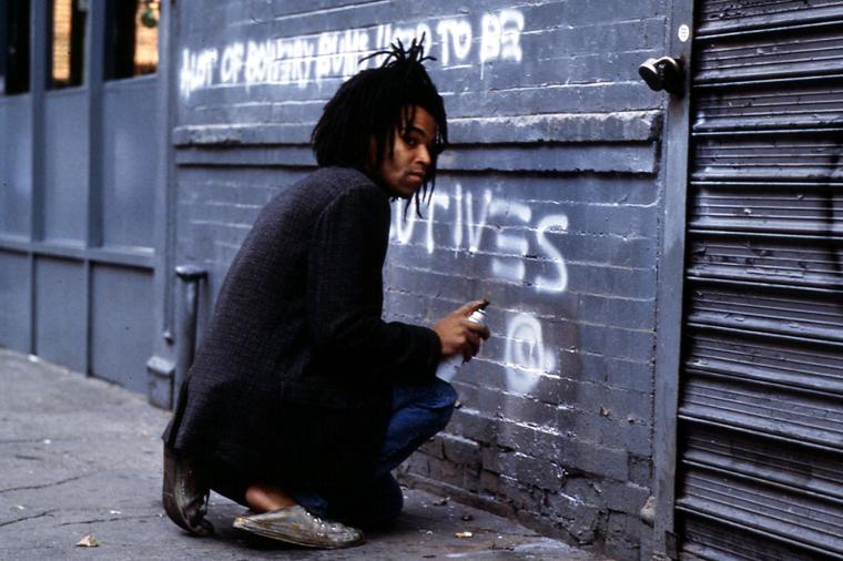 Živeo kao beskućnik, a imao milione, skončao u 27. godini: Tragičan život omiljenog Njujorškog umetnika! (FOTO)