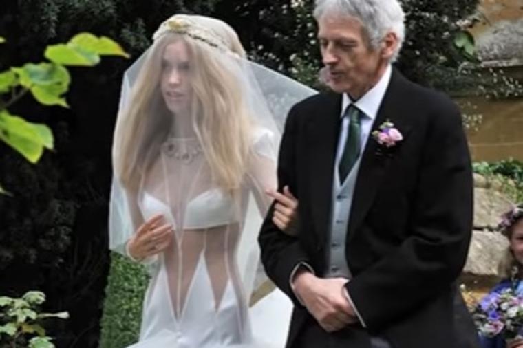 Ovo su najgore venčanice svih vremena: Šta su mislile kada su ovo oblačile? (FOTO, VIDEO)