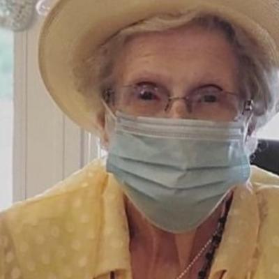 Baka čudo: U 107. godini pobedila koronu, u 95. rak, a preživela je i pandemiju španskog gripa 1918. godine!