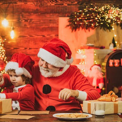 Kada deci treba reći istinu o Deda Mrazu: Dečji psiholog razrešava večnu dilemu!
