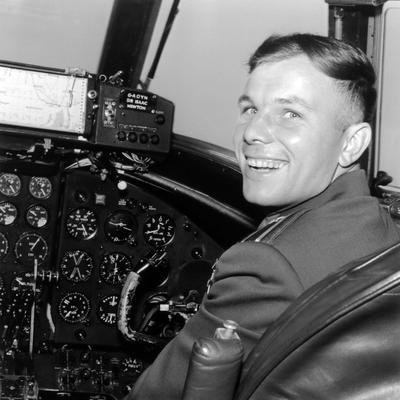 Kada je poginuo, Jurij Gagarin imao je samo 34 godine: Njegova smrt ostala je večita misterija! (FOTO)