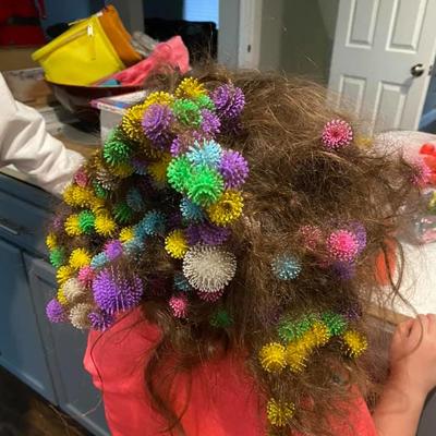 Mama provela 20 sati pokušavajući da kćerki razmrsi kosu: Ljudi moji, HTELA SAM DA PLAČEM! NOĆNA MORA!(FOTO)