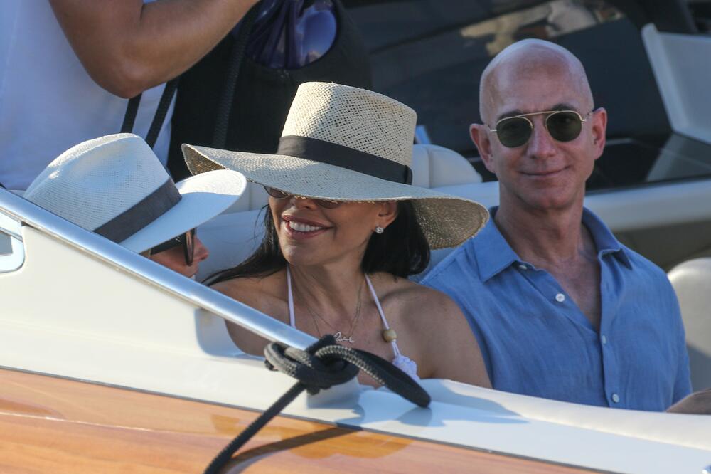 Džef Bezos i Lauren Sančez