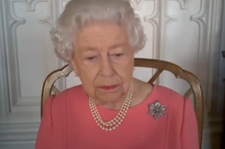RAZMIŠLJAJTE O DRUGIMA, NE O SEBI: Kraljica Elizabeta ZAPANJILA javnost najnovijim obraćanjem! (VIDEO)