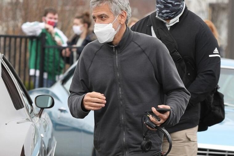 FANOVI U ŠOKU: Džordž Kluni se potpuno zapustio, ni traga od onog zavodnika! (FOTO)