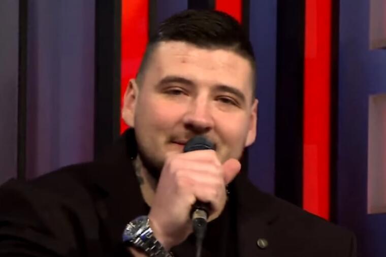 MOMIR LUKOVAC (24) POSLEDNJIM NASTUPOM NAGOVESTIO KRAJ? Odabrao najtužniju pesmu Tome Zdravkovića! (VIDEO)