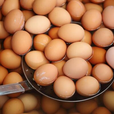 TRIKOVI ZLATA VREDNI ZA SAVRŠEN VASKRS: Evo kako da vam nijedno jaje ne pukne tokom kuvanja!