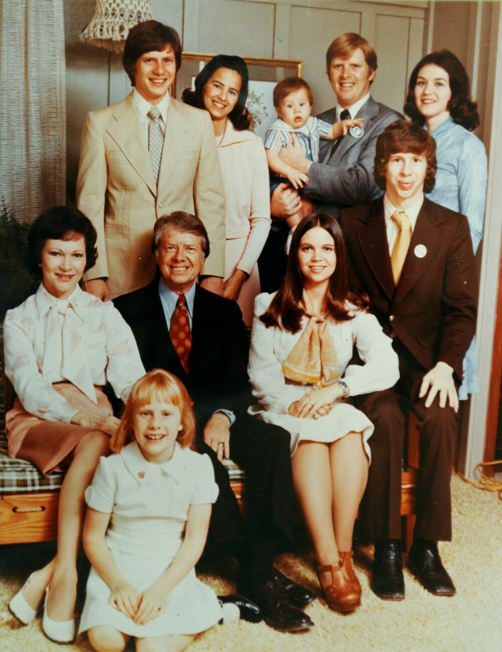 Džimi i Rozalin Karter sa decom i unucima