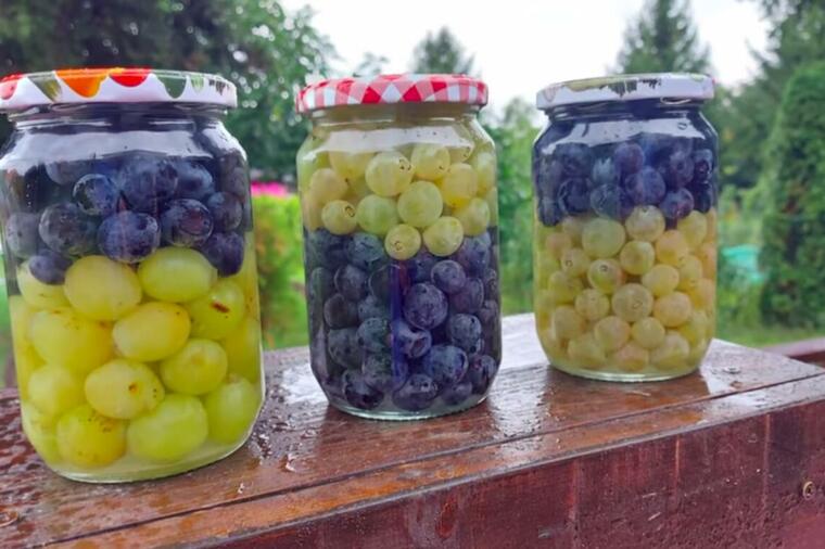 RECEPT ZA KOJIM SU SVI POLUDELI: Kako sačuvati grožđe u tegli da ne istruli, a ukus ostane nepromenjen! (VIDEO)