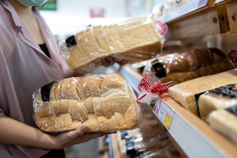 NUTRICIONISTA REŠAVA VEČITU DILEMU: Koji hleb je najzdraviji, a koji treba da izbegavate u širokom luku?
