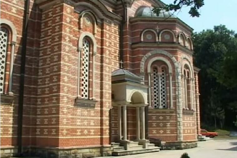 KAŽU DA OVDE SLEPI PROGLEDAJU, A BOLESNI OZDRAVE: U ovom manastiru u blizini Kruševca dešavaju se čuda! (VIDEO)
