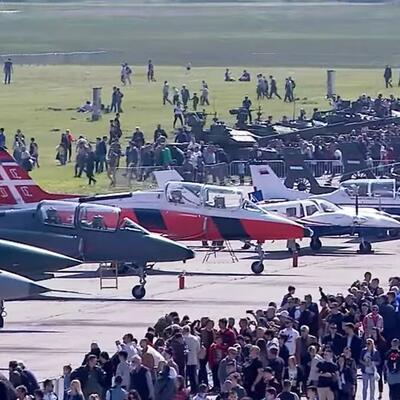 "ŠTIT" 2022 NA AERODROMU U BATAJNICI: Ovako izgleda vojska Srbije! (VIDEO)