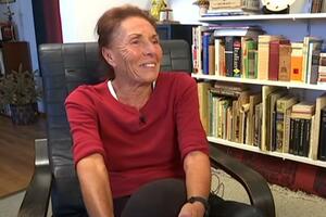 OVO JE NAJPAMETNIJA SRPKINJA: Mara (76) ima IQ 156, govori 6 jezika, a ono što je uradila za Srbiju je neverovatno!