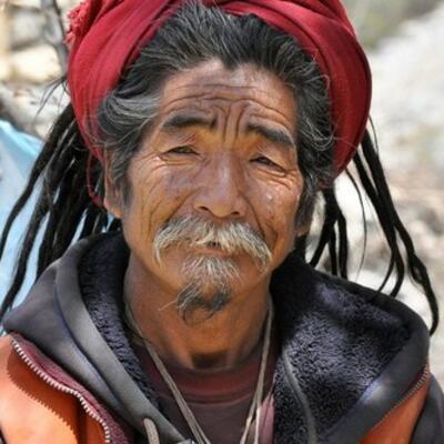 NE MEŠAJ SE U TUĐE STVARI I NE SMEJ SE TUĐIM SNOVIMA: 32 saveta nepalskih mudraca za dug i srećan život! NEPROCENJIVO!