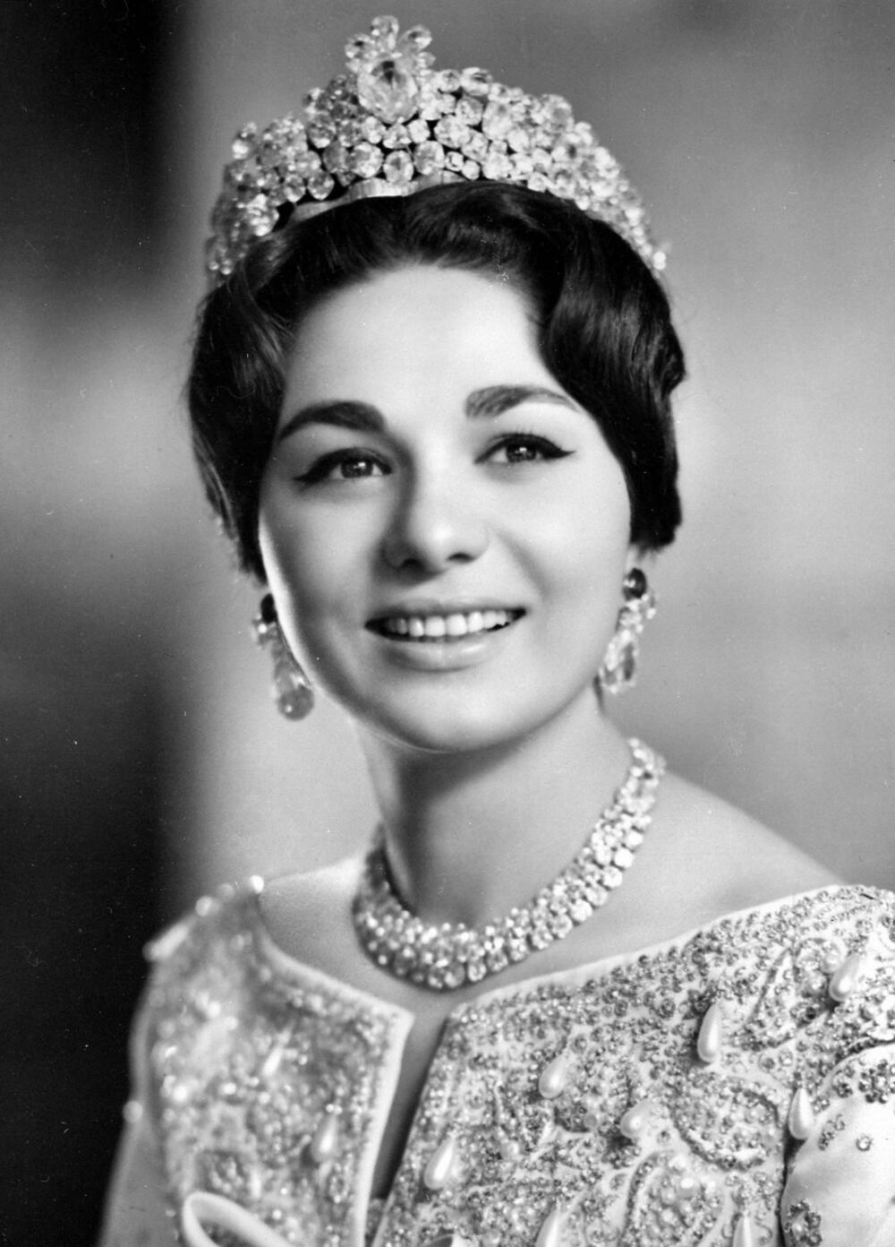 Fara Pahlavi