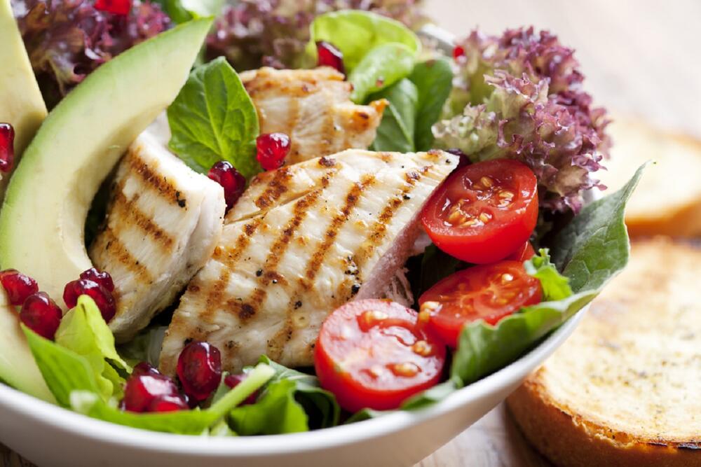 Dijeta se bazira na povrću i proteinima  
