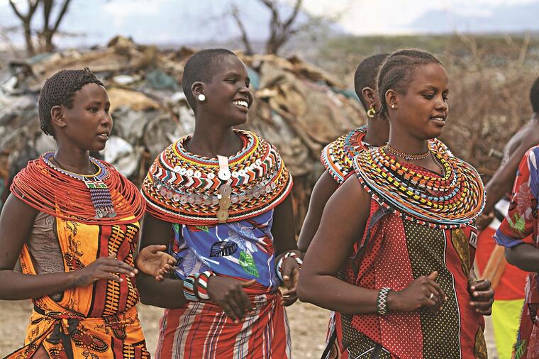 MOĆ JE U NJIHOVIM RUKAMA: Žene iz plemena Samburu uradile su ono što niko drugi u Keniji nije hteo ili nije smeo