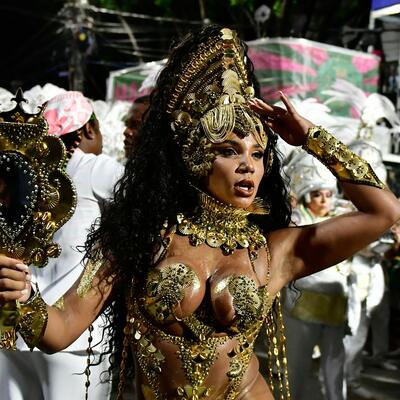 JEZIVE SUDBINE BRUTALNO ZGODNIH PLESAČICA: Zbog karnevalskog plesa zovu ih PROSTITUTKAMA, a iza OSMEHA SE KRIJE PAKAO