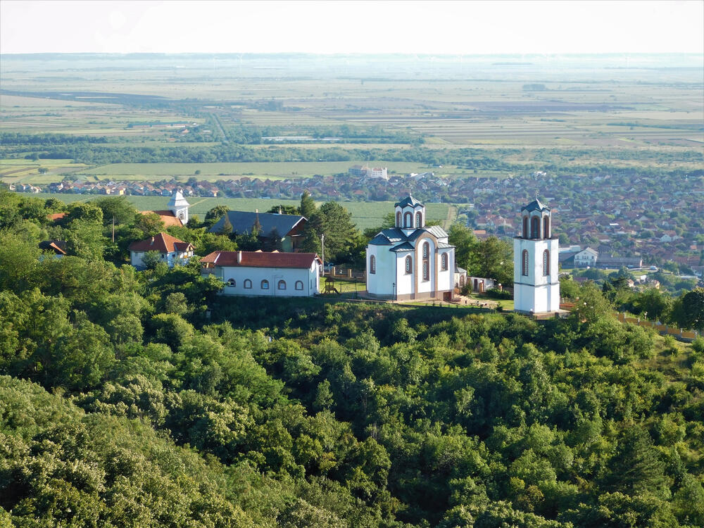 Manastir Krušedol  