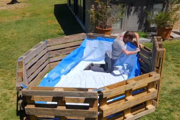Sam napravio montažni bazen u dvorištu na veoma jednostavan način: Za manje od 10 evra dobio je raj na zemlji