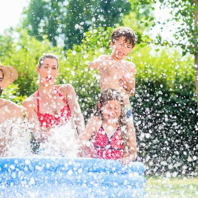 BRČKANJE ZA SVE: Rashladite se i uživajte u dvorištu u svom bazenu!