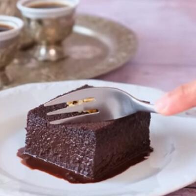 TURSKI KOH: Mokri kolač prepun čokolade i oraha koji se idealno slaže uz šoljicu domaće kafe
