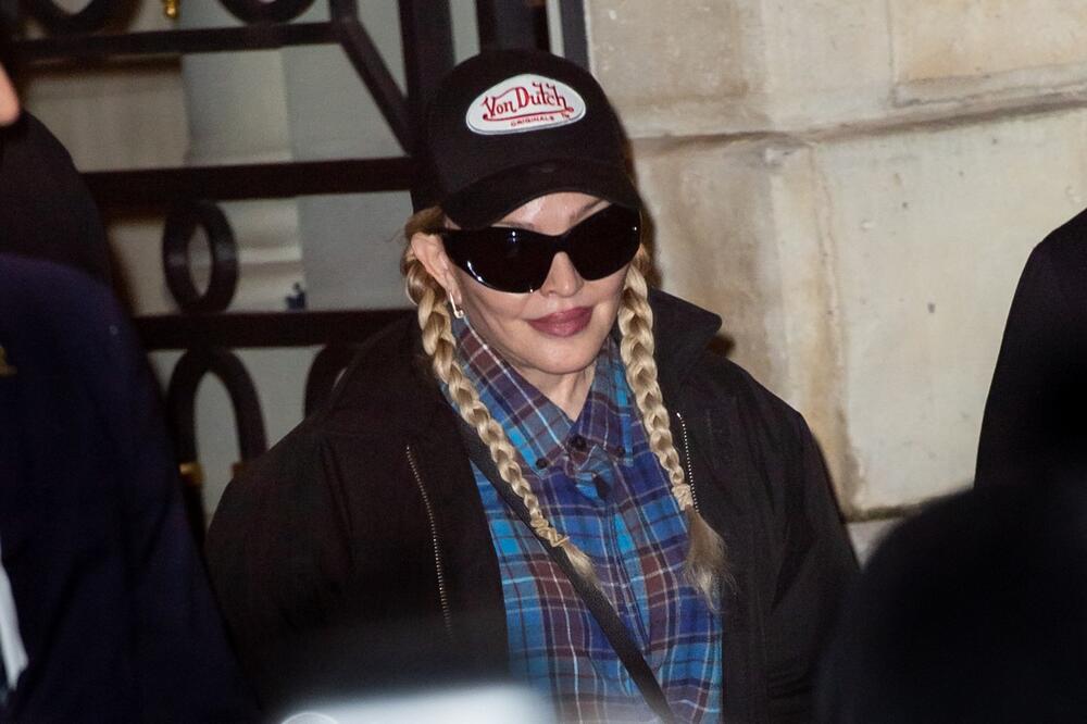Madonna, Madona