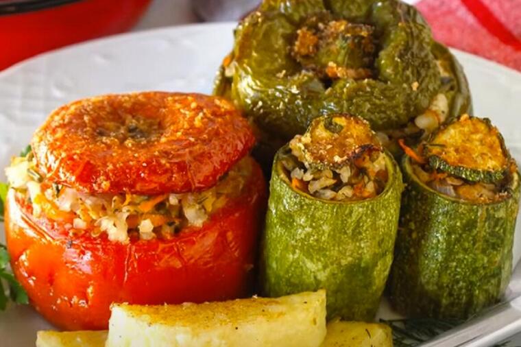Recept za najomiljniji ručak kod Grka: Razno punjeno povrće na ovaj način je nešto što morate probati, jer ukus očarava