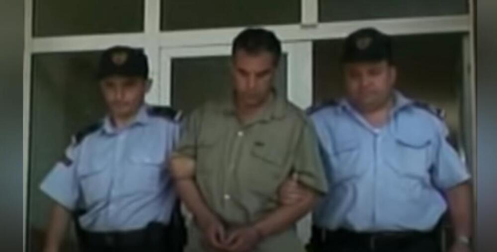 Makedonska policija privodi Taneskog 