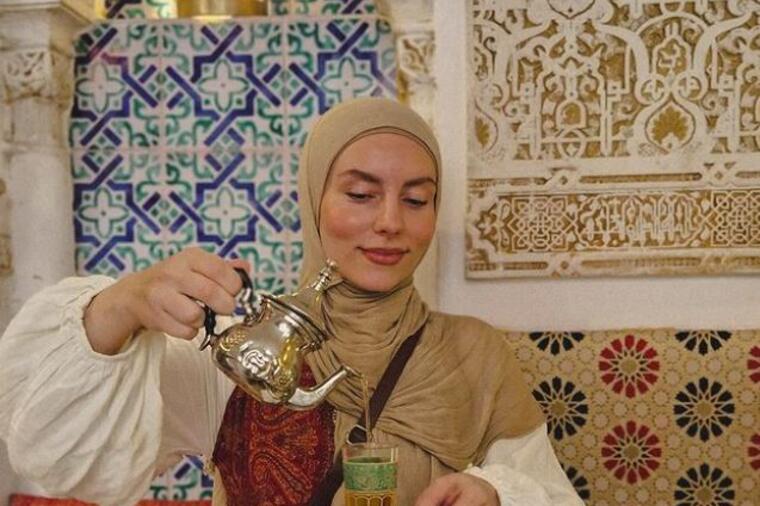 Mirela je pravi primer moderne muslimanke koja čuva tradicionalne vrednosti: Način na koji živi mnoge je oduševio