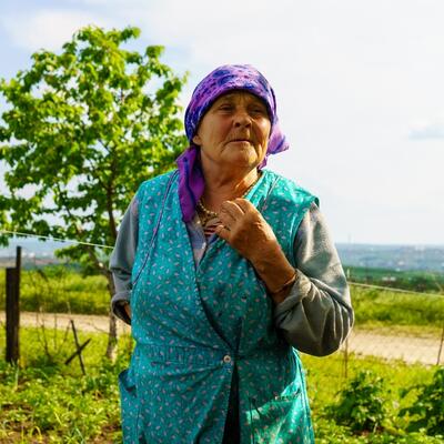 Narodna verovanja za ljubav nisu badava: Evo šta muškarac nikako ne treba da poklanja ženi i kad veza sigurno propada