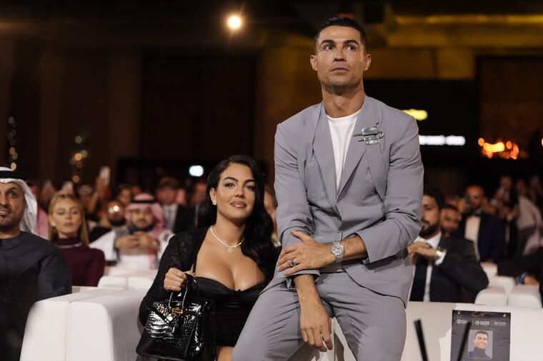 Kristijano Ronaldo i Georgina Rodrigez se venčali? Ogroman prsten na njegovom prstu bukvalno bode oči