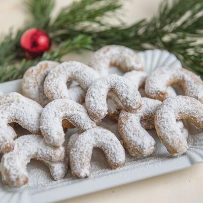 Brzi recept za najukusnije vanilice: Tope se u ustima koliko su dobre, a prave se za tili čas