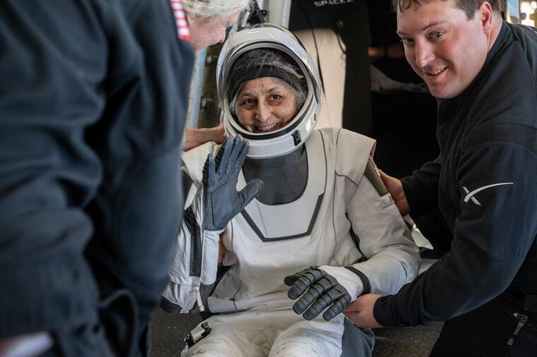 Mogli su žešće da ugroze sebe, a oni bi im isplatili samo siću: Ovo je šok suma koju će dobiti zaglavljeni astronauti